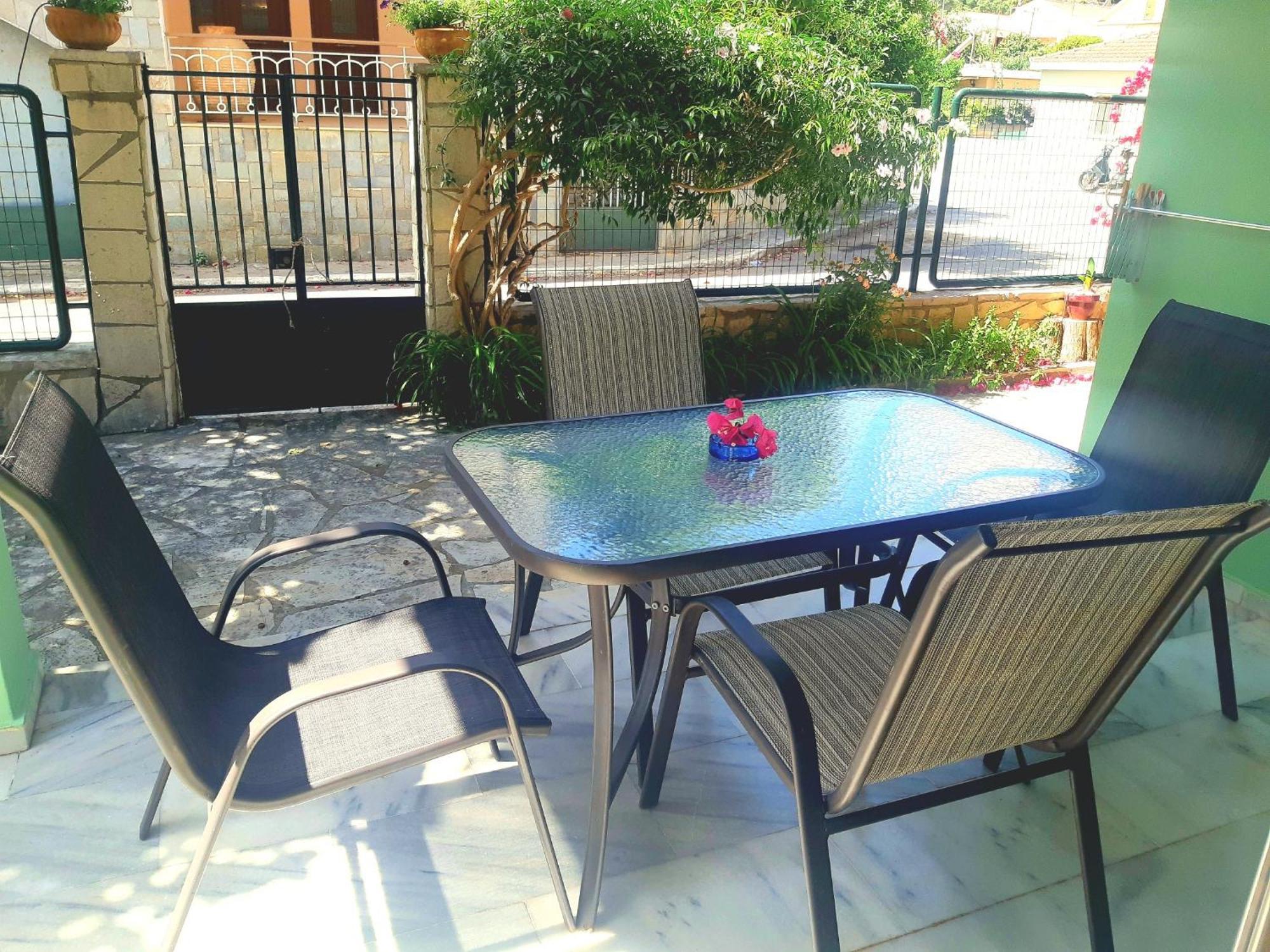 Stamoulis Apartments Ajía Effimía Kültér fotó