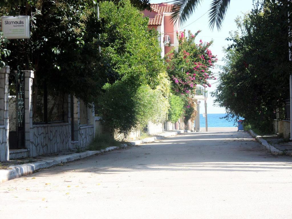 Stamoulis Apartments Ajía Effimía Kültér fotó